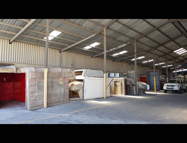 1,225M² FACTORY FOR SALE IN BELLVILLE SOUTH